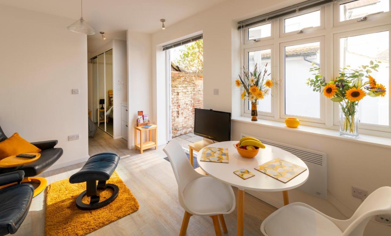 เดอะ เบค เฮาส์ Apartment เวอร์ทิง ภายนอก รูปภาพ